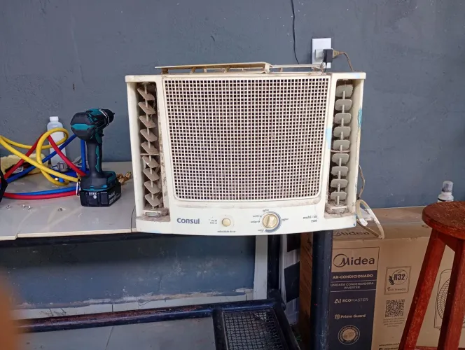 Ar condicionado de janela