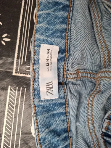 short jeans saia, Zara
