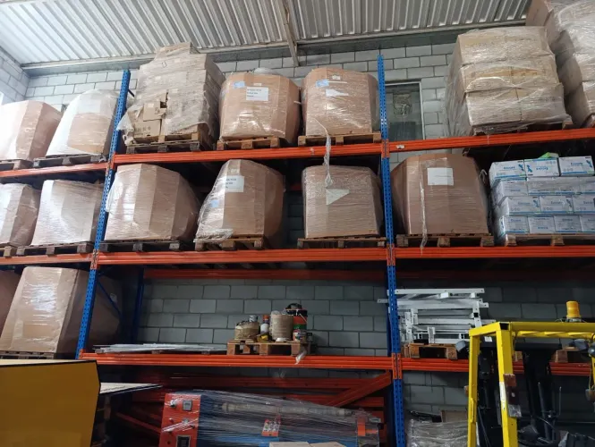 Porta Pallet Industrial Porta Palete - 12 Montantes 48 Longarinas