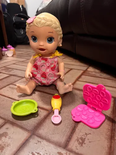 Baby Alive super snacks