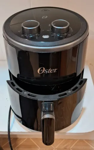 Air fryer Oster 4 litros 