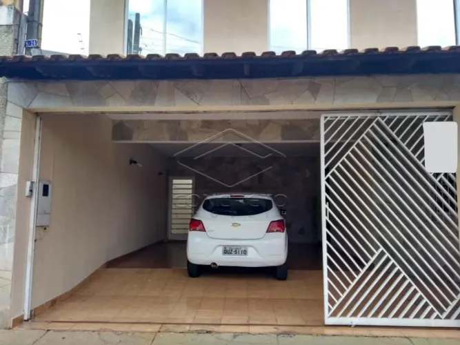 Casa com 3 dorm/ste próximo ao Bate Bola