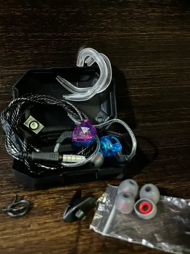 Fone novo! Na caixa