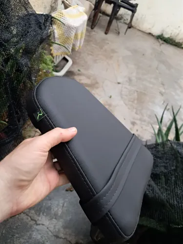 Almofada banco conforto garupa Ninja e Z300 Z400 Z500