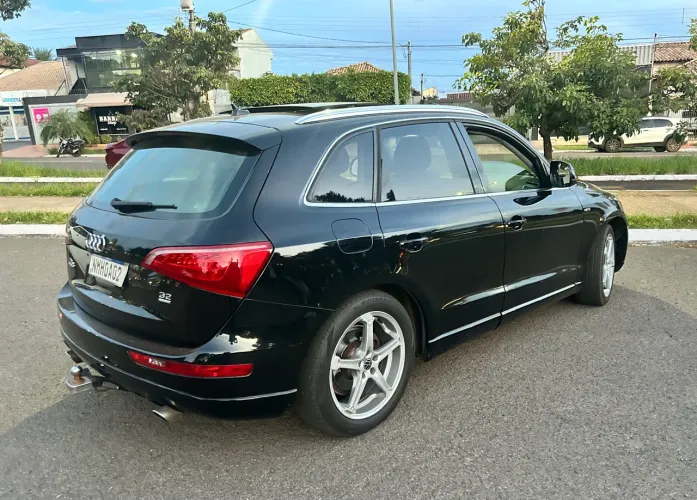 Com Teto Solar Panorâmico - Audi Q5 - Aceito oferta 