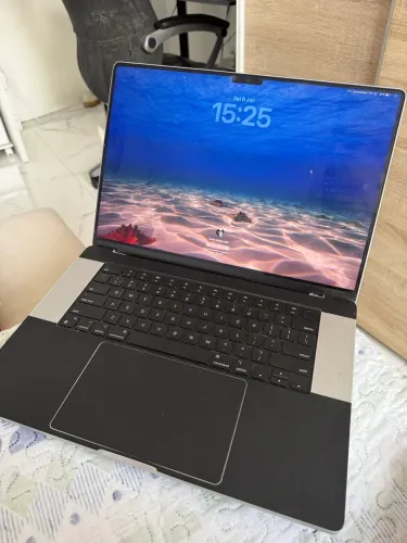 MacBook Pro 16 M1Pro