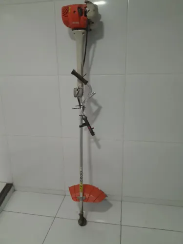 Cortador de grama novo, só foi usado 1 vez