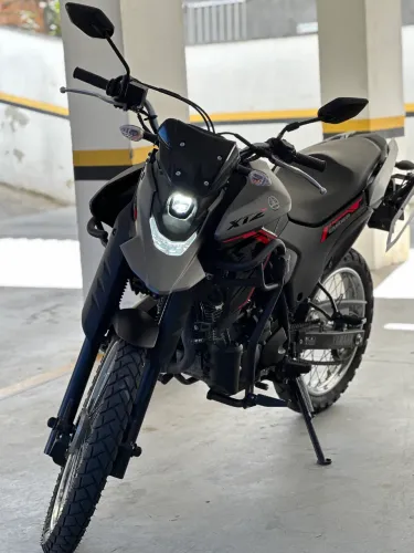 Lander XTZ 250 Connected 4.500km