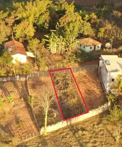 Lote Urbano à Venda em Peçanha/MG