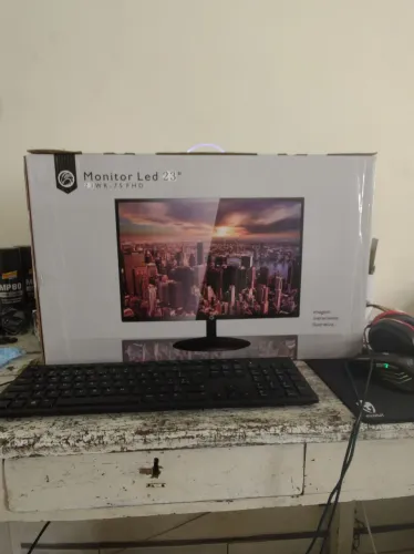 MONITOR LED 23 POL. FULL HD NOVO C/GARANTIA<br>? ACEITO CARTÃO AEE INFO