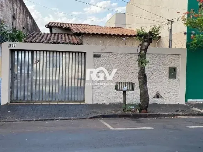 Imóvel para aluguel com 120 metros quadrados com 3 quartos em Martins - Uberlândia - MG