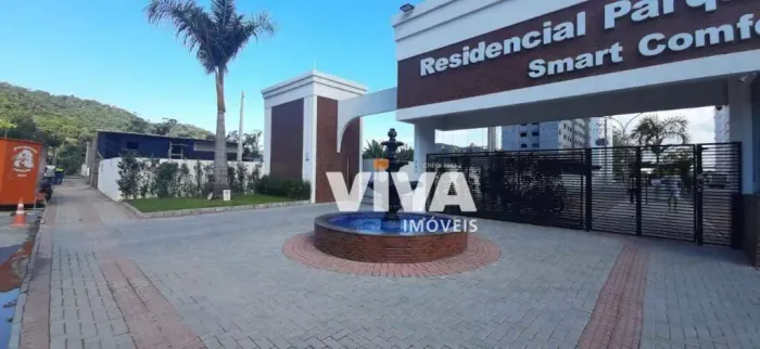Apartamento com 2 dormitórios para alugar, 46 m² por R$ 3.140,00/mês - Ressacada - Itajaí/