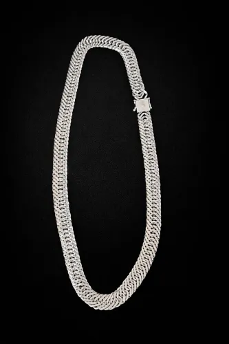 Cordão de prata 800 com a marcação 925