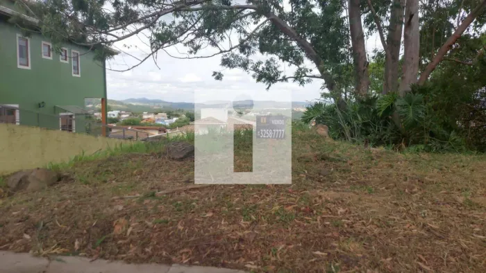 Terreno a venda no condomínio San Conrado-Sousas-Campinas.