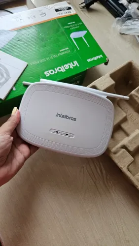 Roteador/ Repetidor WIFI Intelbras 300mbps