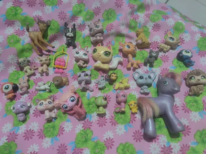 OFERTA LOTE RARO DE LPS, BARBIE E POLLY e MLP