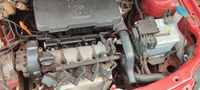 Imagem de Volkswagen Voyage 1.0/1.0 City MI Total Flex 8V 4P 2013