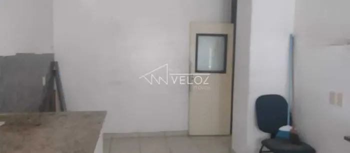 Sala : / Comercial / Centro