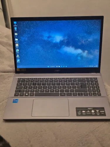 Notebook Acer Premium Core i5 12450H | 8GB DDR4 3200Mhz | 256GB NVMe | Corpo em alumínio