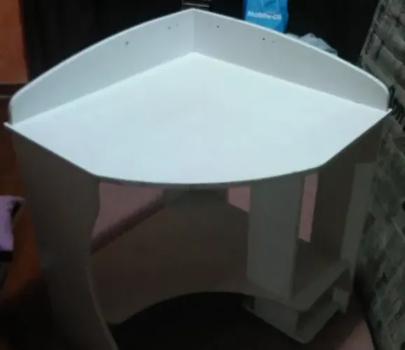 VENDO MESA DE CANTO BRANCA USADA