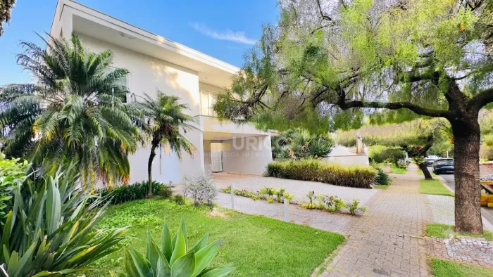 Casa em condomínio para aluguel no Condomínio Reserva Colonial em Valinhos/SP