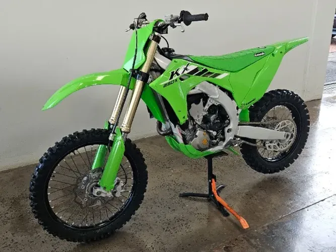 Kawasaki KX 250X - 2025 (Parcela Cartões 21X)