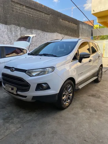 Ford Ecosport Freestyle 1.6 16V Flex 5P 2015