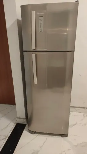 Geladeira Eletrolux 