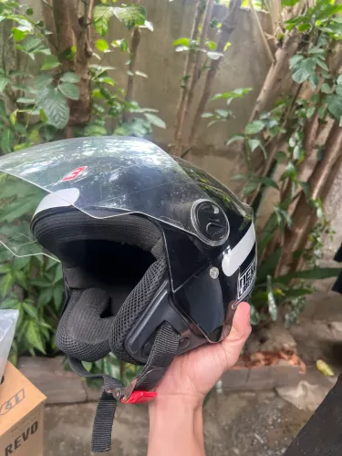 Capacete New Liberty 3 pra vender hoje