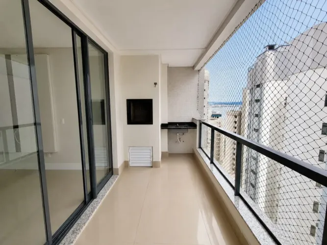 Apartamento 3 quartos semi mobiliado na Agronômica