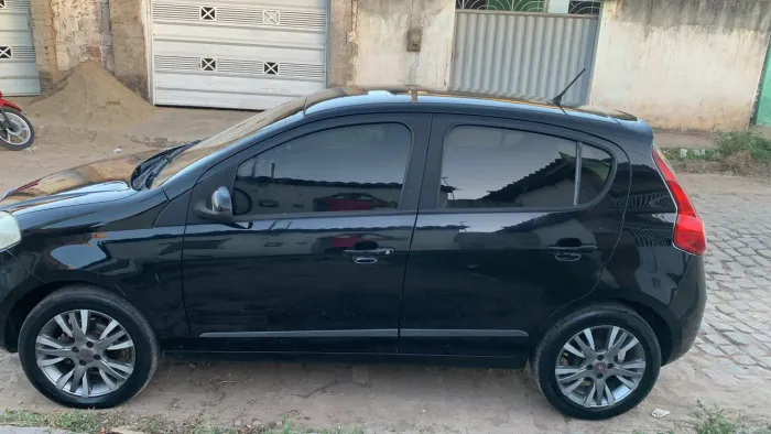 Fiat Palio Essence 1.6 Flex 16V 5P 2013