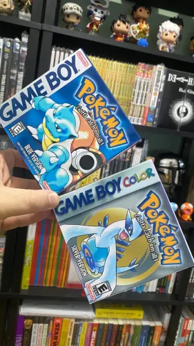 Caixas Reprô - Game Boy - Pokémon Blue e Pokémon Silver + Berço