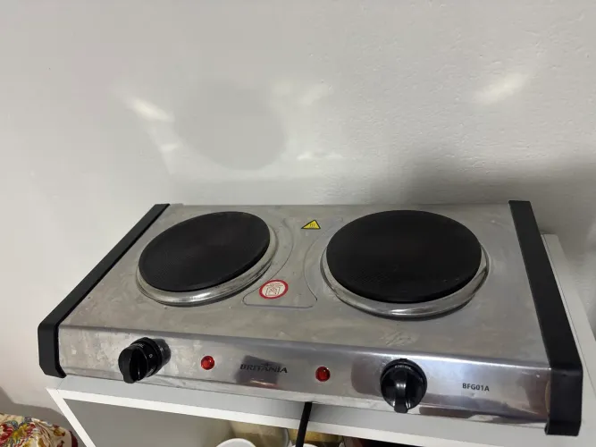 Fogão Elétrico Britânia 2 Bocas Aço Inox BFG01A