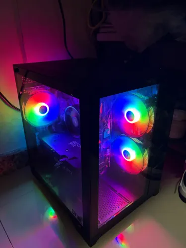 PC GAMER (RTX 3060 12GB, RYZEN 5)