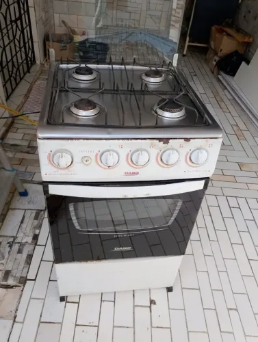 Fogão de 4 bocas acendimento automático