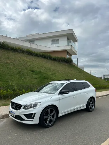 Volvo XC 60 T-5 R-design 2.0 FWD 5P 2015