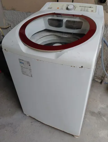 Lava roupas 12kg