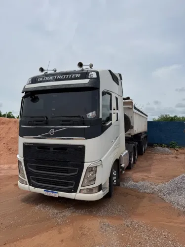 FH 540 6x4 Carreta Rossetti