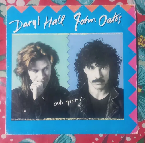 VENDO LP DISCO VINIL DARYL HALL & JOHN OATES ooh yeah !