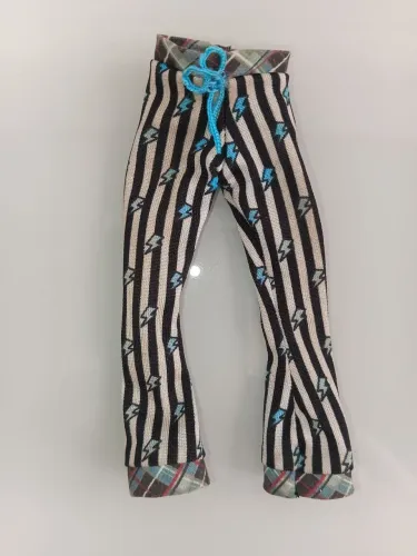 Boneca Monster High Calça da Frankie Stein "DeadTired"