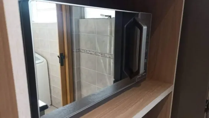 Micro-ondas Midea 27 Litros Prata Espelhado MXSA27S1 - 127 Volts