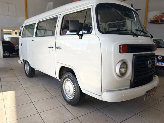 Volkswagen Kombi Standard 1.4 MI Total Flex 8V 2013