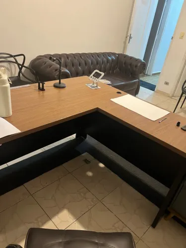 Mesa de Escritório em L
