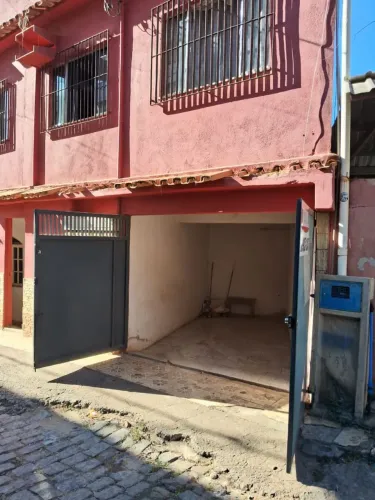 Casa em Cachoeiro troco por outra em Marataízes ou Itapemirim u