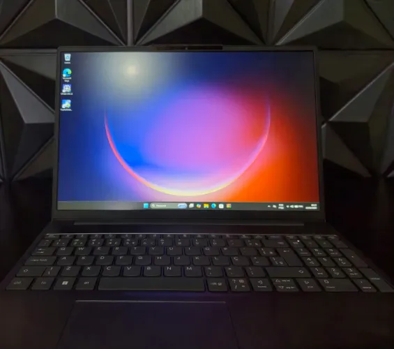 Lenovo Slim 3 i5-13420h 16gb ram ddr5 512gb nvme Windows 11 home<br>