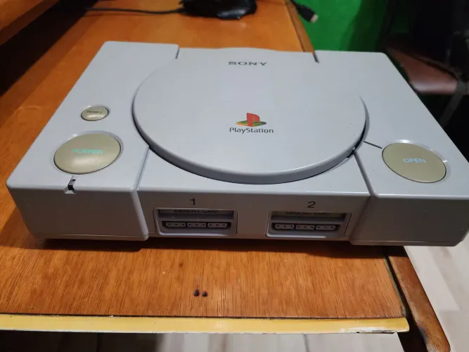 Playstation 1 fat placa pu18