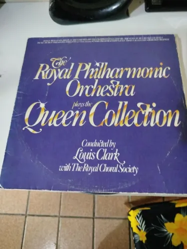 The Royal Philharmonic Orchestra plays the Queen Collection