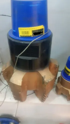Broca de PDC para perfuração