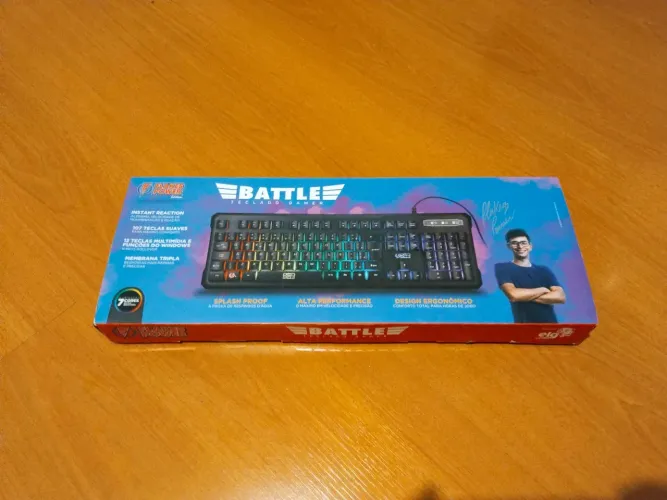 Teclado gamer semi mecanico