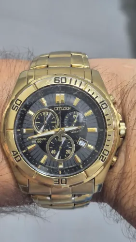 Relógio CITIZEN CRONÓGRAFO DOURADO  -  ÓTIMO ESTADO